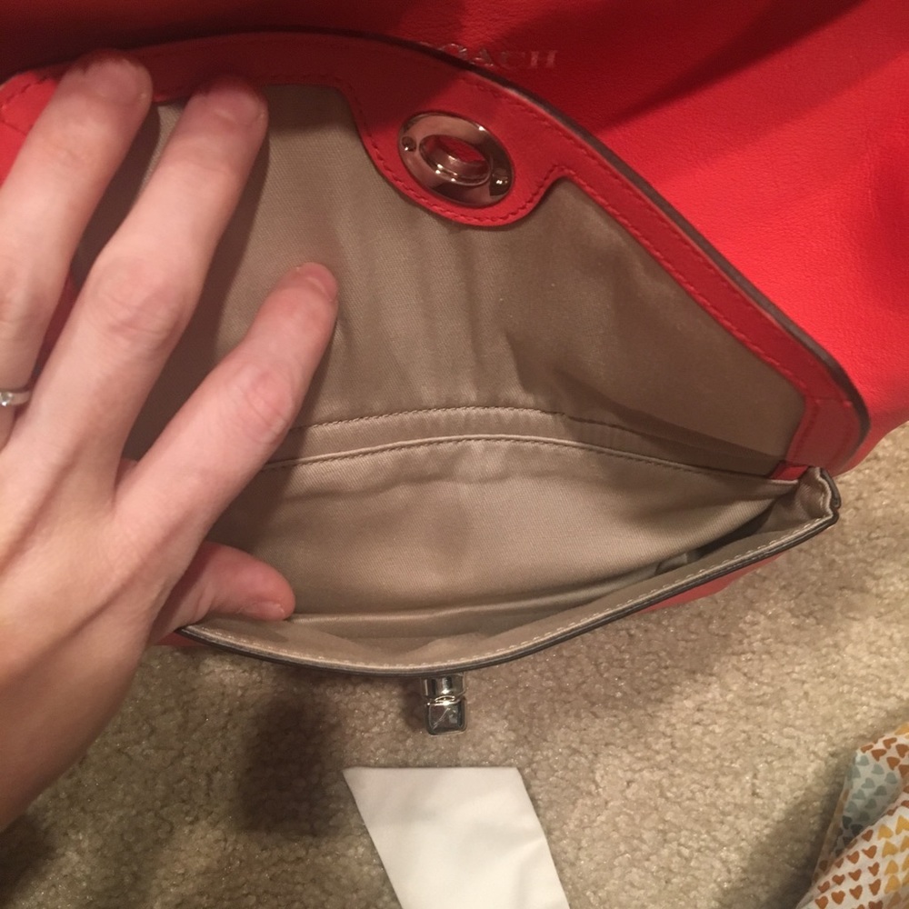 Coach Legacy Coral Leather Purse - Picture 4 of 8